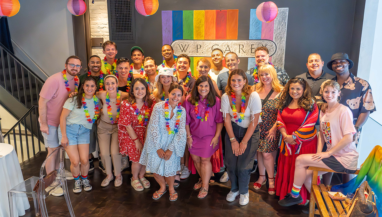 A large group of W. P. Carey employees at New York City's 2024 Pride event
