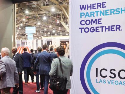 Photo of attendees at ICSC Las Vegas